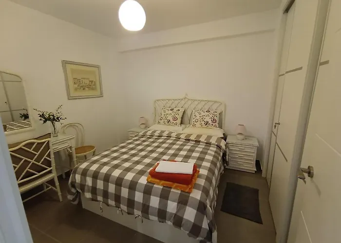 Apartamento Frente Al Mar 2 Dormitorios - Acceso A La Playa