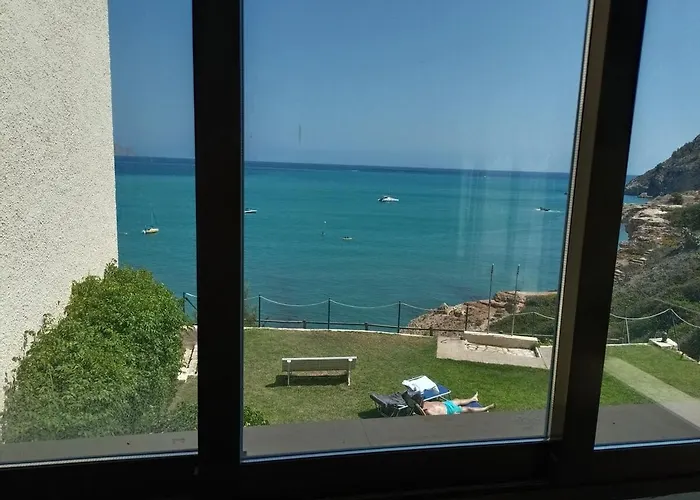 Apartamento Frente Al Mar 2 Dormitorios - Acceso A La Playa